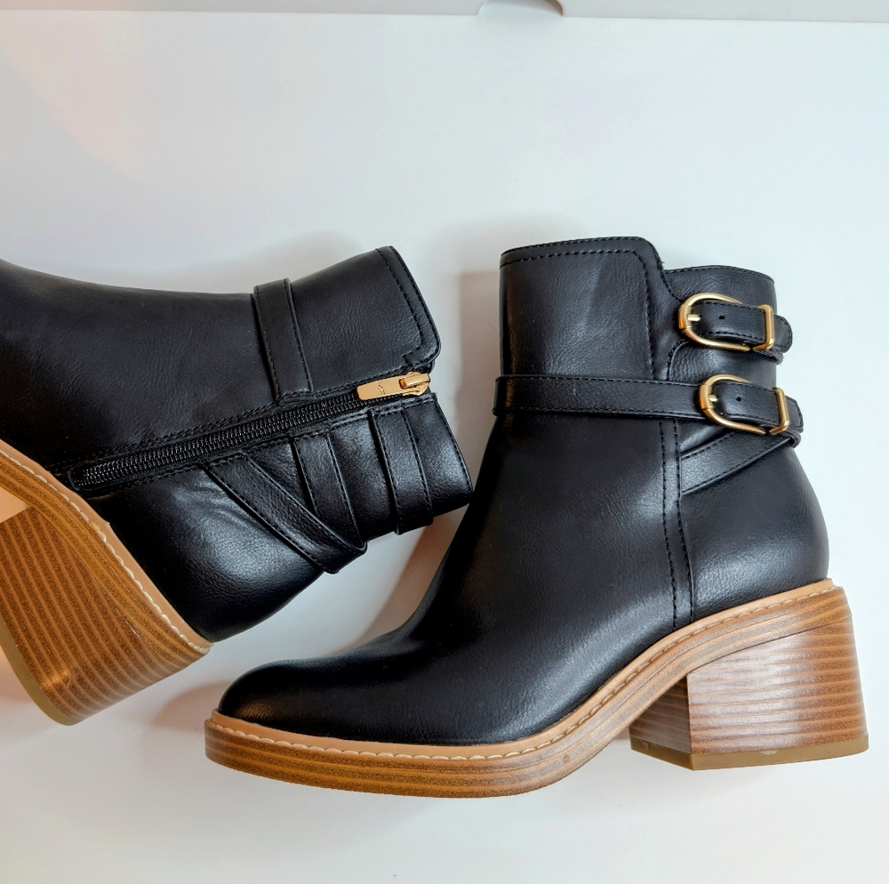 Black Buckle Block Heel Ankle Boots – Size 6.5M✨